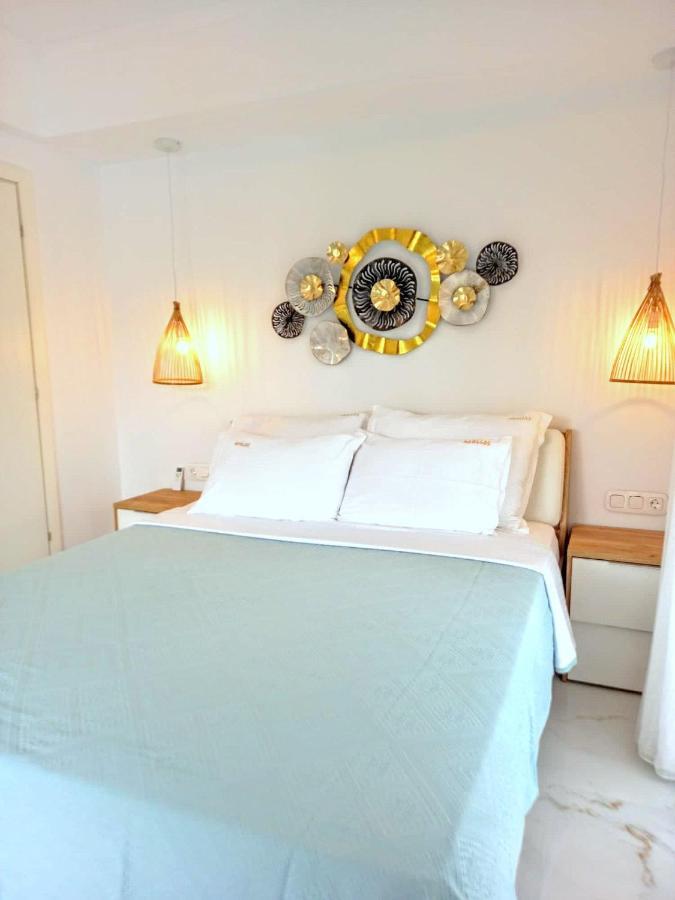 Lux Suite Sea Front Avra Pefkochori Exterior foto